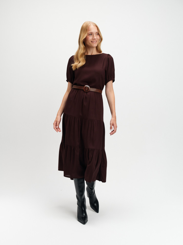 Midi sukienka w kolorze czekoladowego brązu 