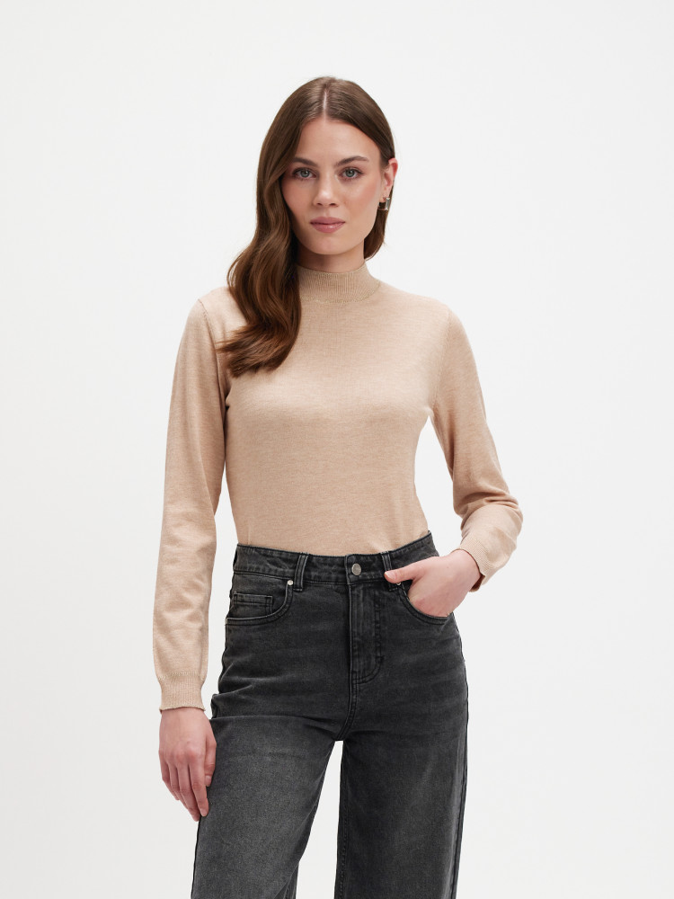 Beżowy basicowy sweter 