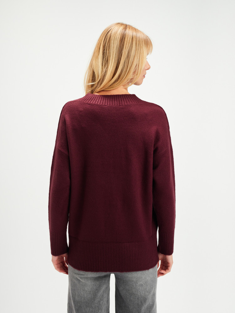 Sweter z dekoltem v-neck burgund 