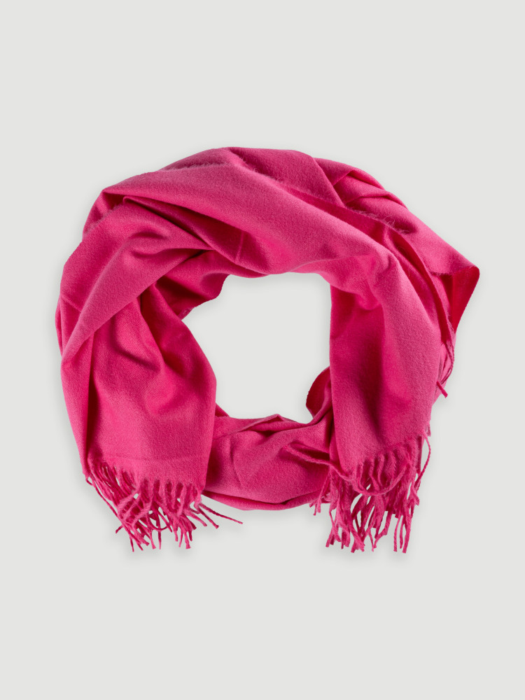 Komfortowy szal z frędzlami 