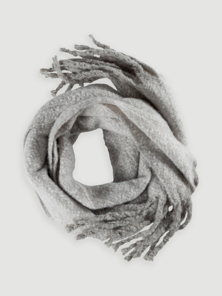 Jasnoszary miękki szalik 