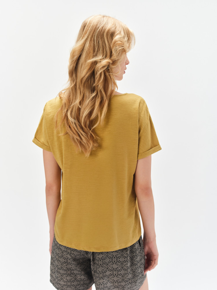 T-shirt bawełniany w kolorze khaki 