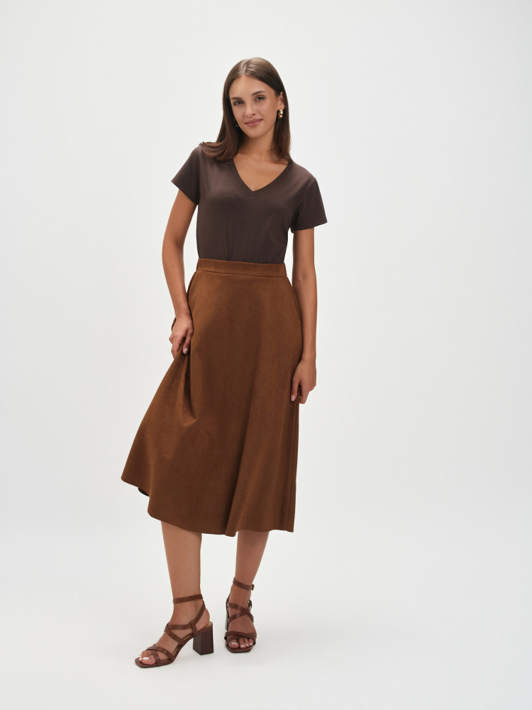 Brązowy top z dekoltem v  Brązowy top z dekoltem v