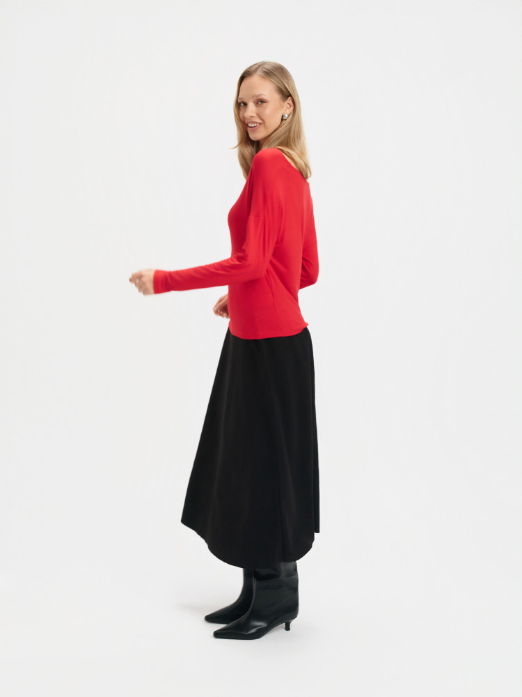 Czerwona bluzka z marszczeniem 