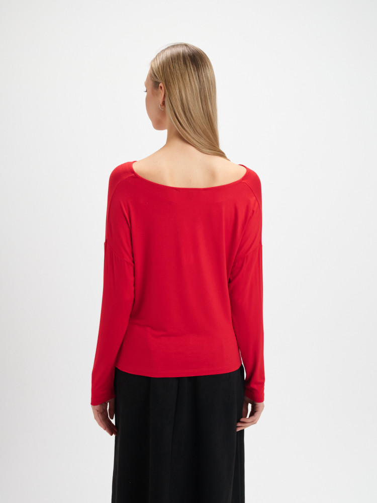 Czerwona bluzka z marszczeniem 