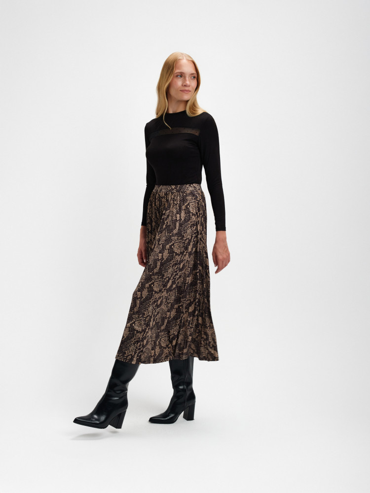 Czarne body z siateczkową wstawką 