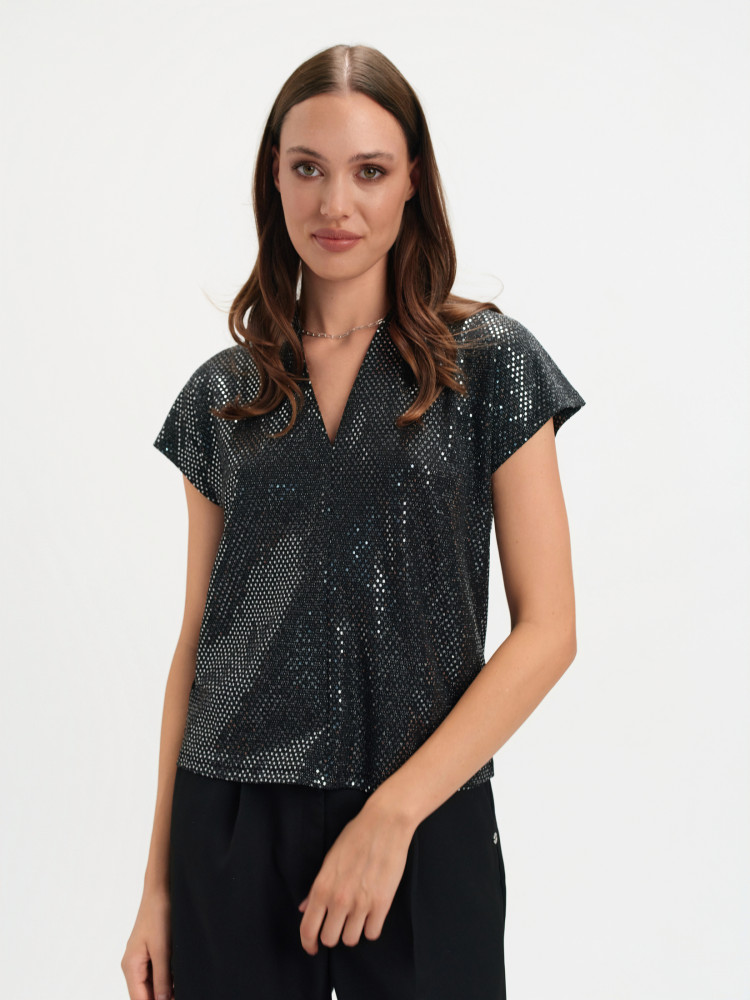 Czarny top z błyskiem 