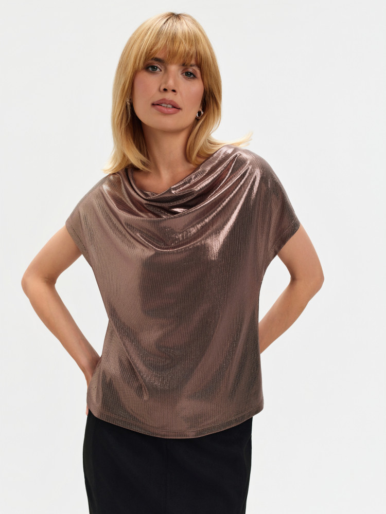 Błyszczący top w szampańskim odcieniu 