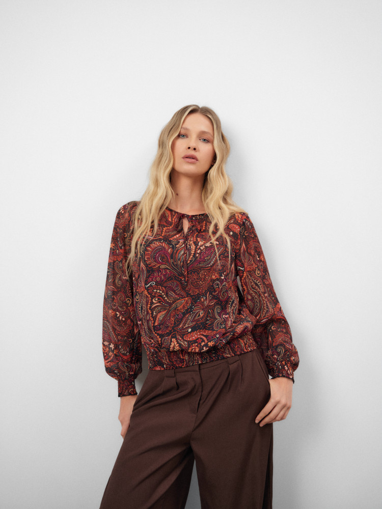 Bluzka z printem paisley 