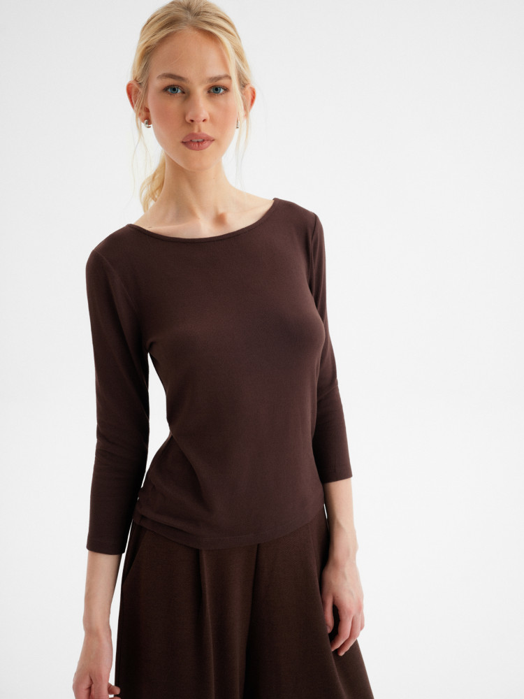 Longsleeve w kolorze ciemnobrązowym 