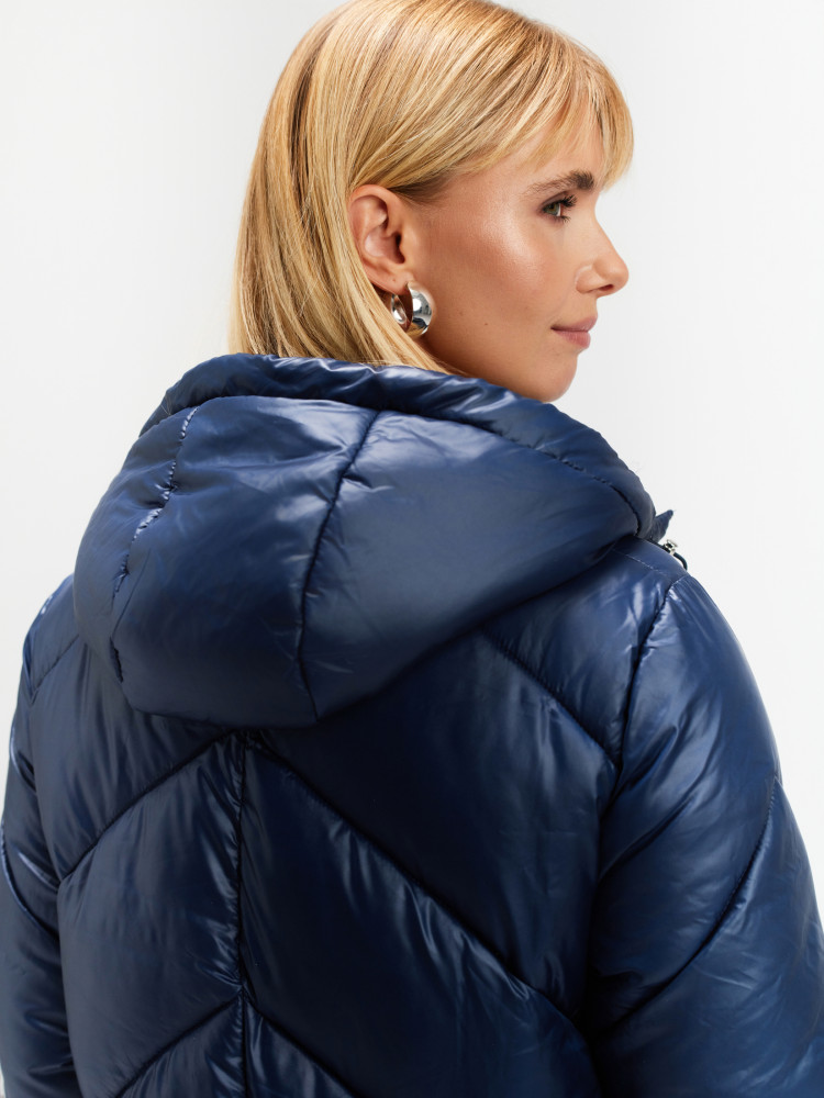 Długa granatowa kurtka z kapturem 