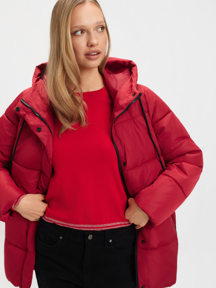 Czerwona długa kurtka z kapturem 