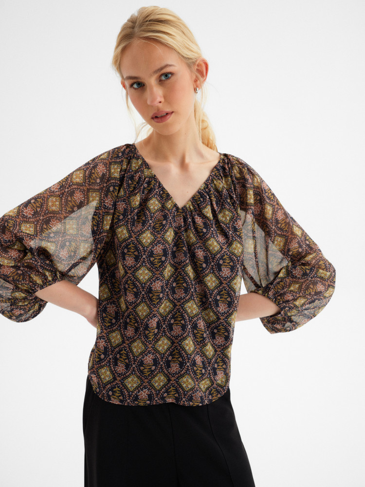 Zwiewna bluzka w stylu boho 