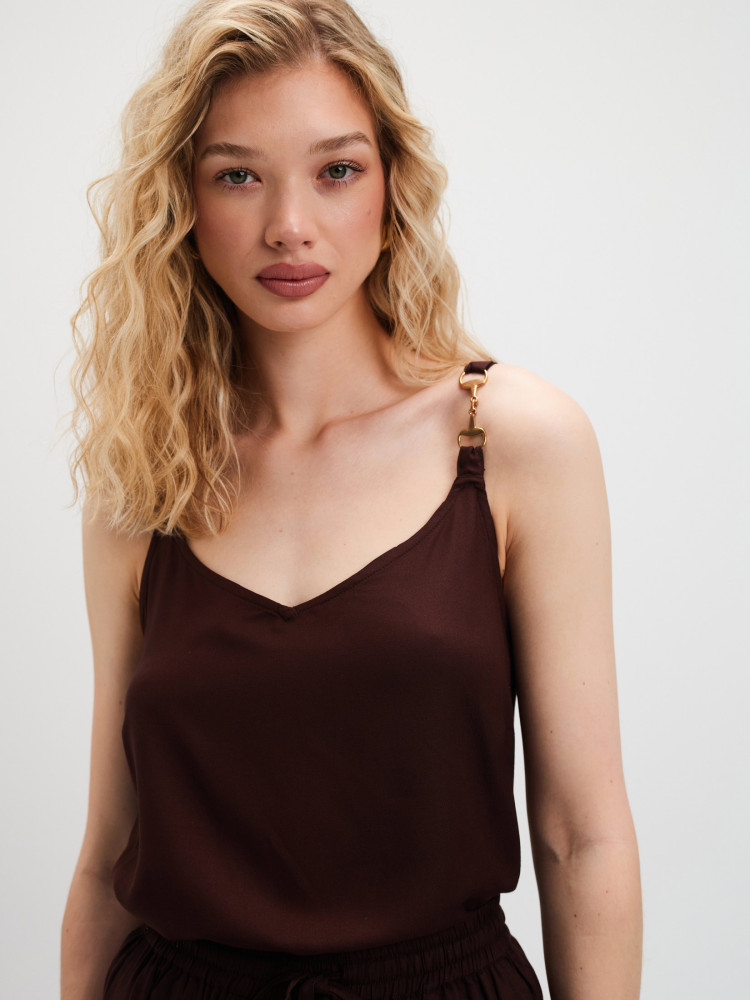 Zwiewna brązowa bluzka 