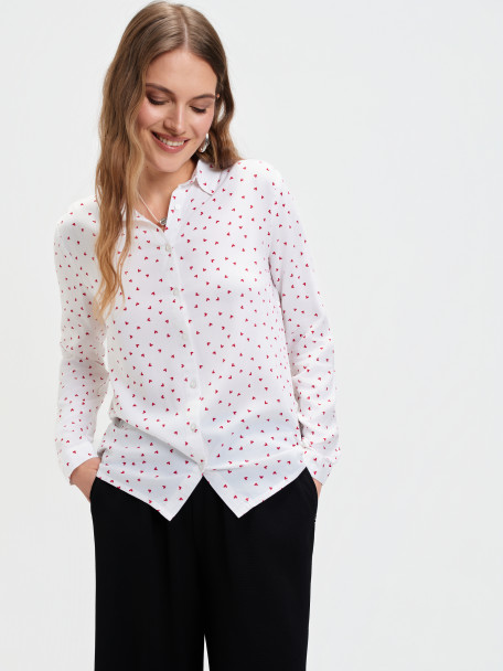 Koszula z nadrukiem w serduszka 