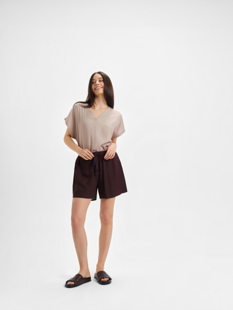 Brązowe wiskozowe szorty 
