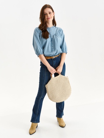 Bluzka z ozdobnymi cięciami