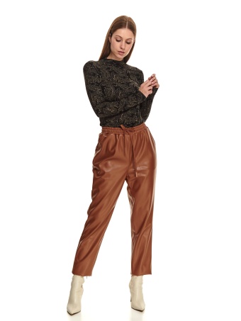 Obcisły golf damski z drobnym wzorem