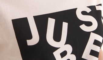 T-shirt damski z nadrukiem