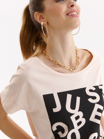 T-shirt damski z nadrukiem