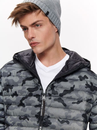 Kurtka we wzór moro 