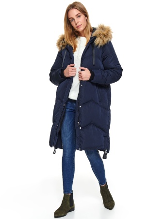 Długa pikowana kurtka z ozdobnymi taśmami