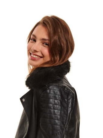 Ramoneska z eko skóry z odpinanym futerkiem