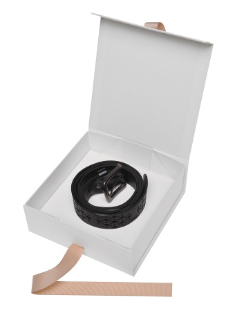 Skórzany ażurowy pasek