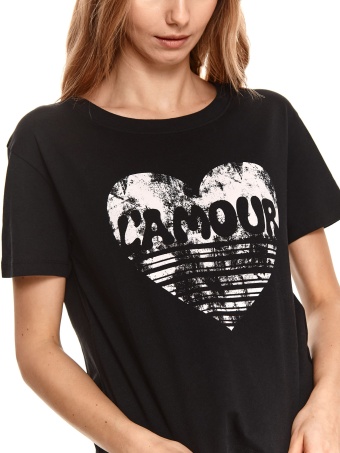 T-shirt z grafiką