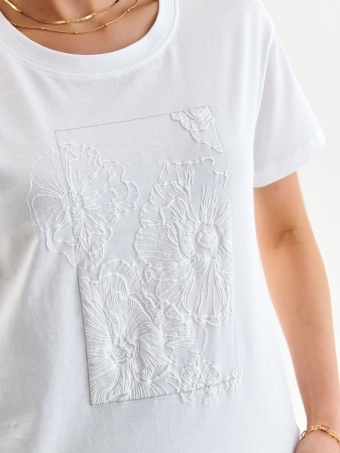 T-shirt damski z kwiatową aplikacją