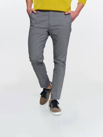 Spodnie męskie ze strukturalnej tkaniny o dopasowanym kroju
