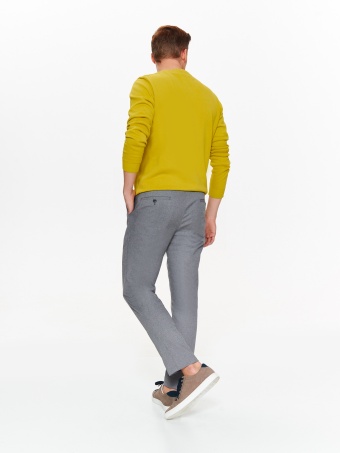 Spodnie męskie ze strukturalnej tkaniny o dopasowanym kroju