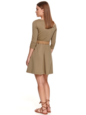 Dzianinowa sukienka fit & flare z plecionym paskiem