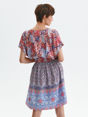 Sukienka we wzór z rękawem kimono