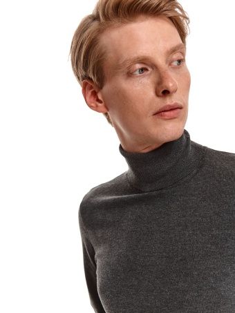 Sweter z golfem
