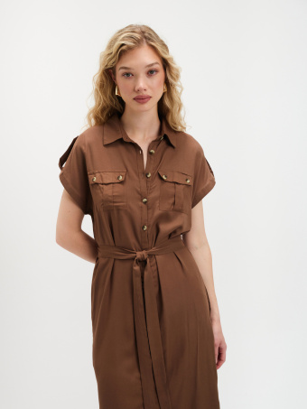 Beżowa szmizjerka z krótkim rękawem 