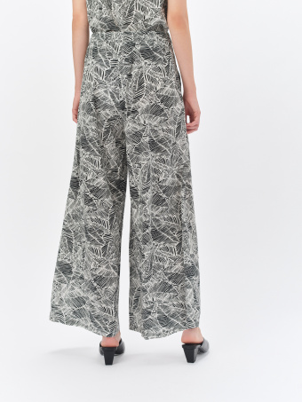 Wzorzyste spodnie z szerokimi nogawkami 