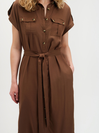 Beżowa szmizjerka z krótkim rękawem 