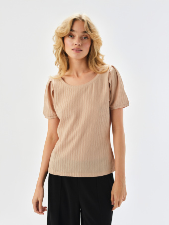 Beżowy top z fakturą 