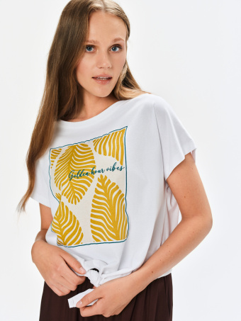 Biały t-shirt z nadrukiem 