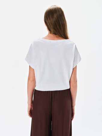 Biały t-shirt z nadrukiem 