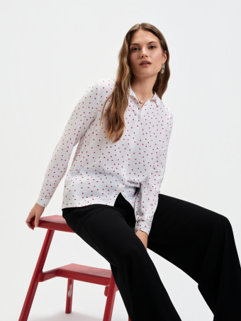 Koszula z nadrukiem w serduszka 