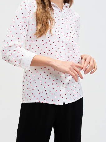 Koszula z nadrukiem w serduszka 
