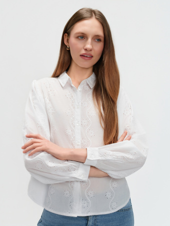 Biała koszula z angielskim haftem 