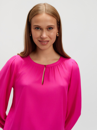 Zwiewna różowa bluzka z wiskozą 