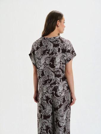 Brązowa bluzka z nadrukiem 