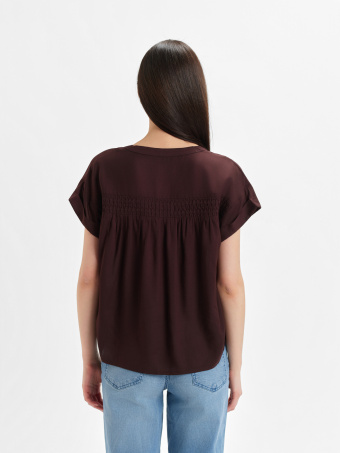 Ciemnobrązowa bluzka z dekoltem v-neck 