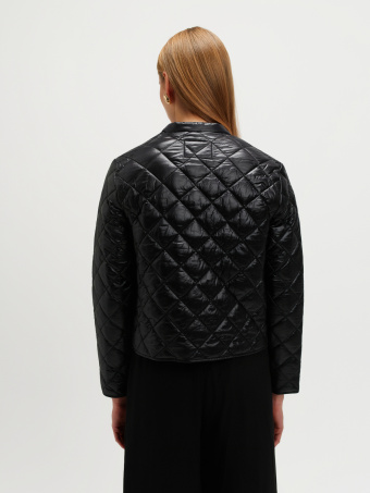 Pikowana kurtka czarna 