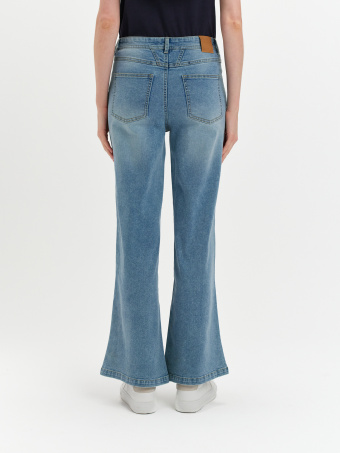Jasnoniebieskie jeansy wide leg 