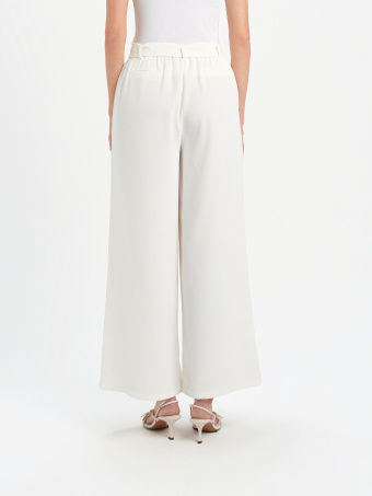 Eleganckie spodnie z wiązaniem 